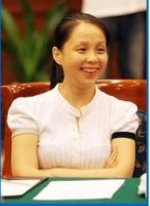 龙丹妮&rarr;中国&ldquo;选秀教母&rdquo;