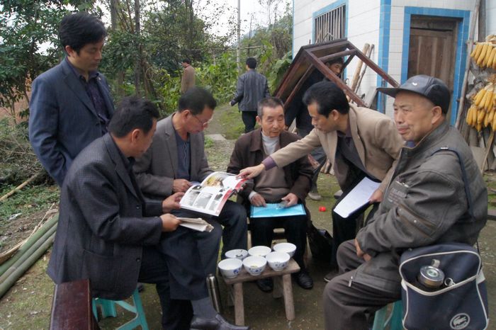粤东龙氏会先宗亲一行来川宜宾寻同支