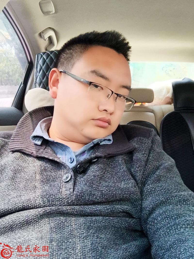 龙伦军