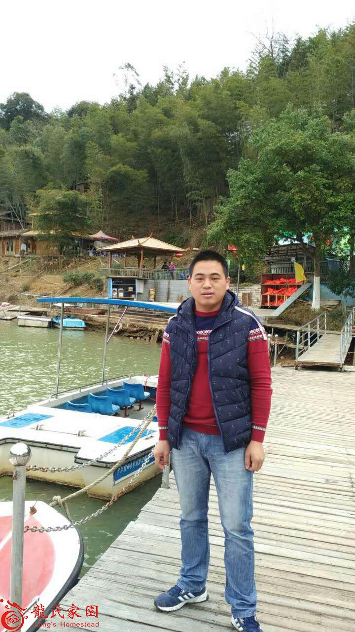 龙秋强